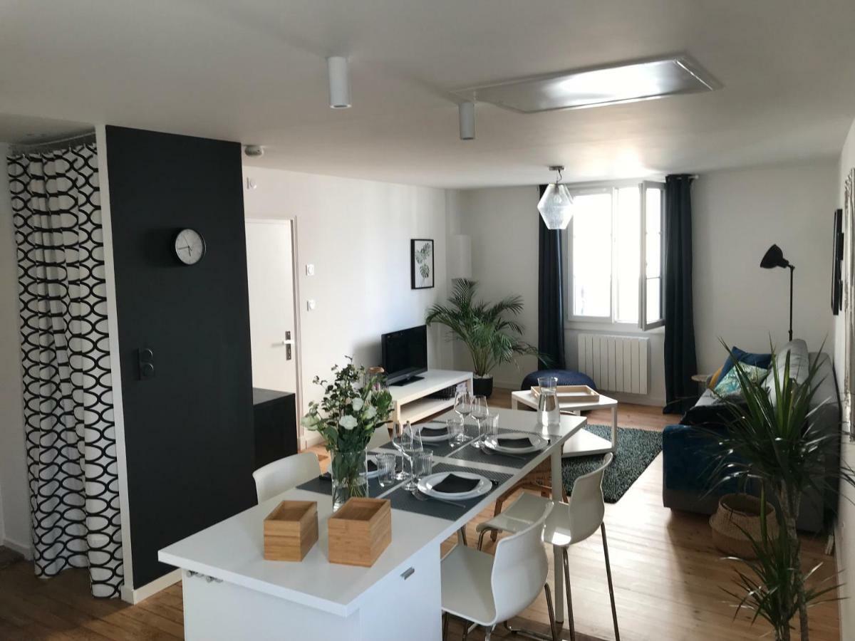 Appartement Au Coeur Du Quartier Historique Vannes Exterior foto