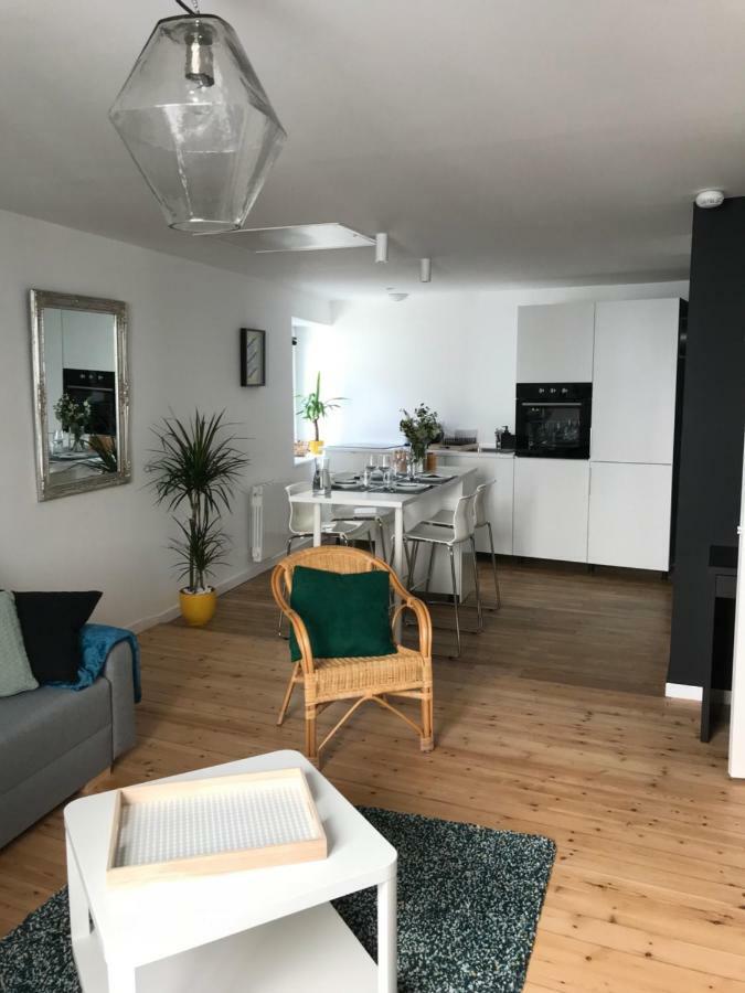 Appartement Au Coeur Du Quartier Historique Vannes Exterior foto